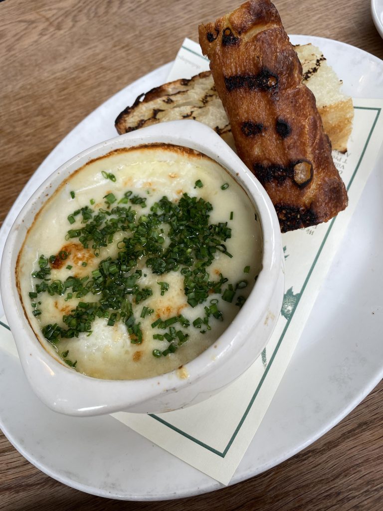 Baked Eggs with Creamed Leeks and Gruyère