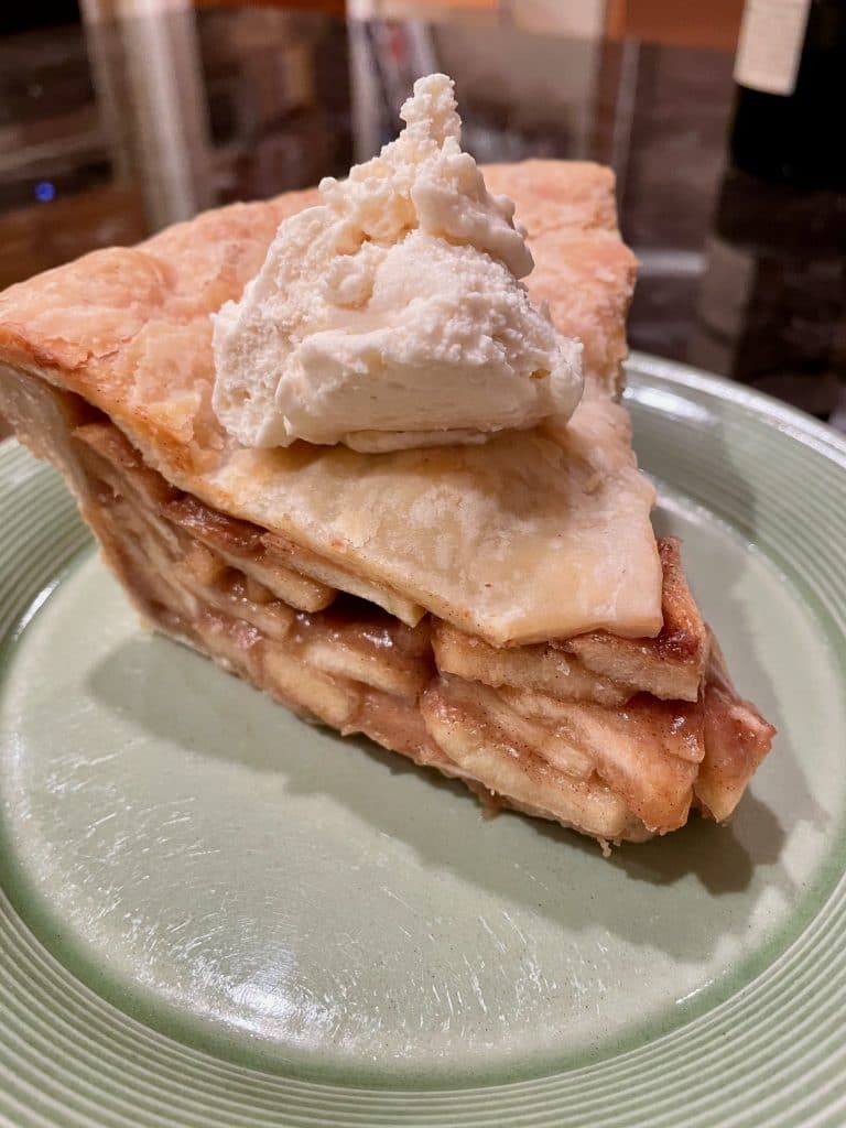 Apple Pie with Maple Cream