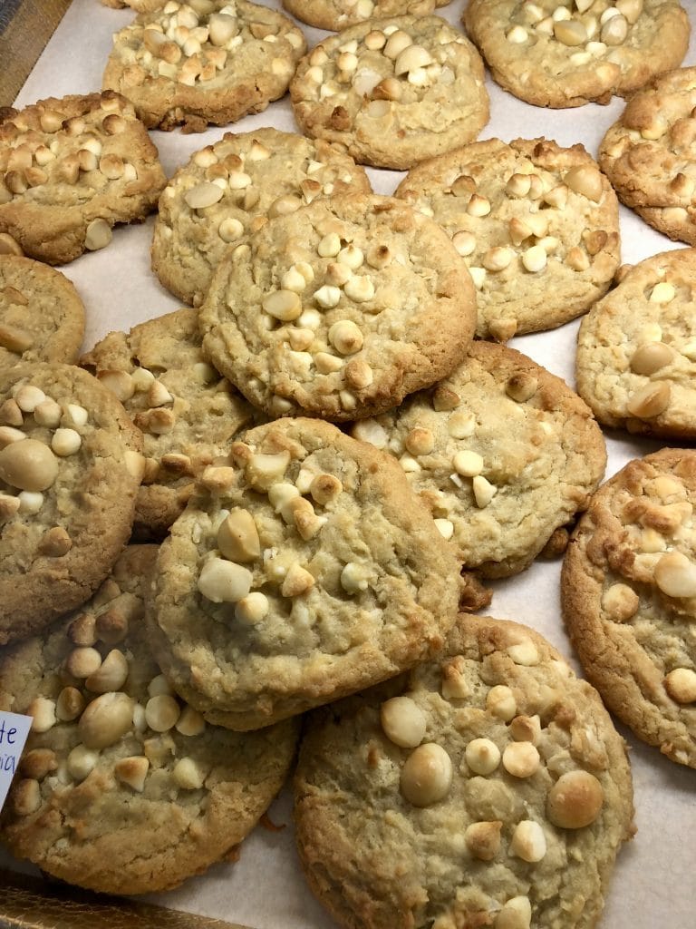 White Chocolate Chip Macadamia Nut