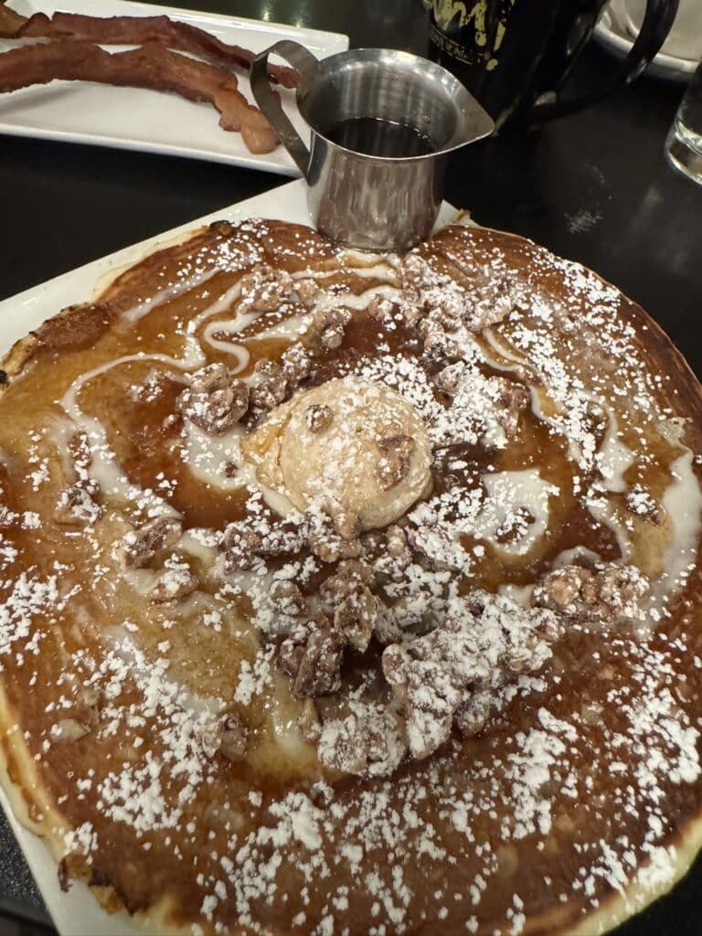Cinnamon Roll Pancake with Maple Syrup