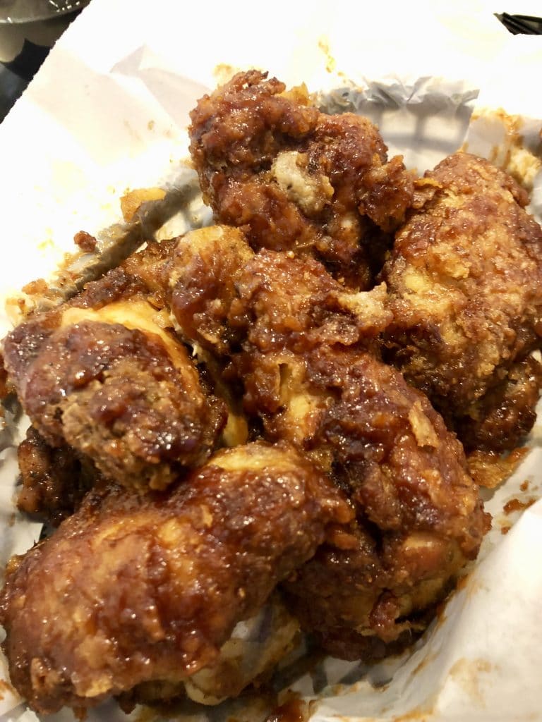 Fried Chicken Wings with BBQ Sauce