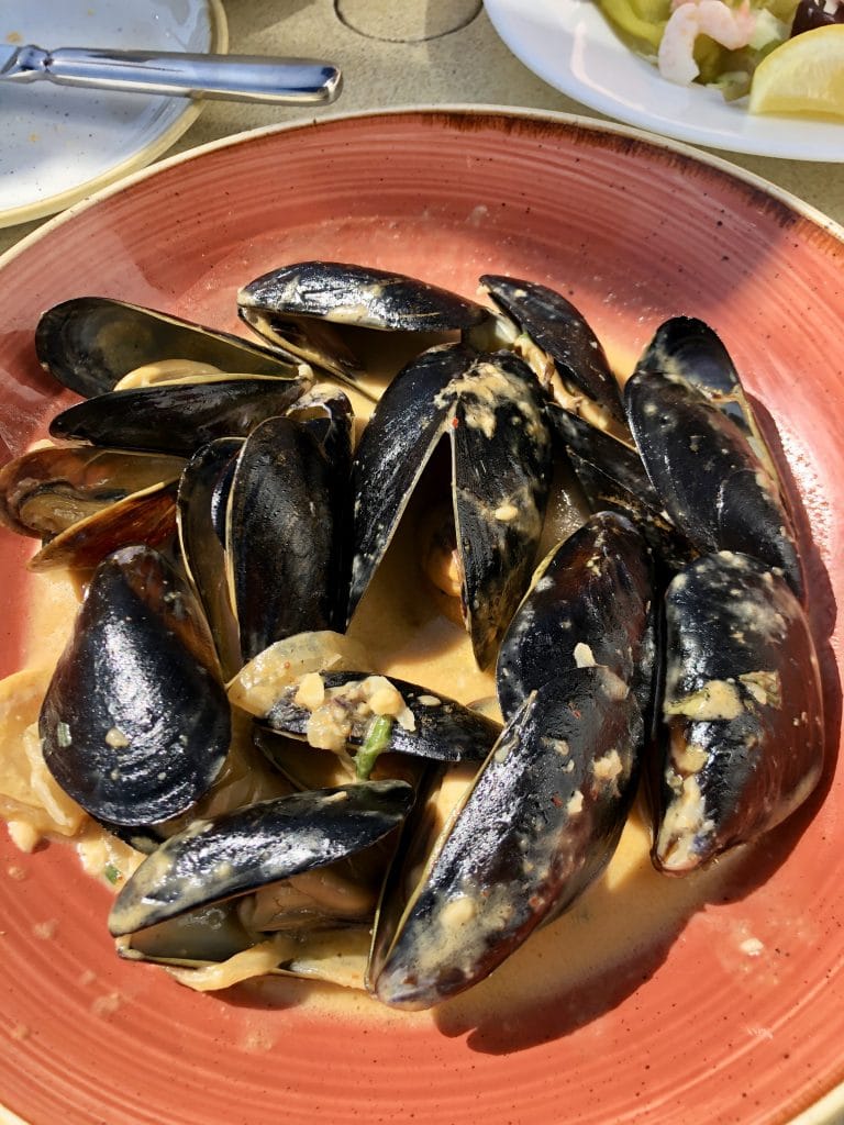 Coconut Curry Mussels