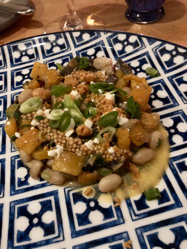 Stewed Marrow Beans with Oyster Root