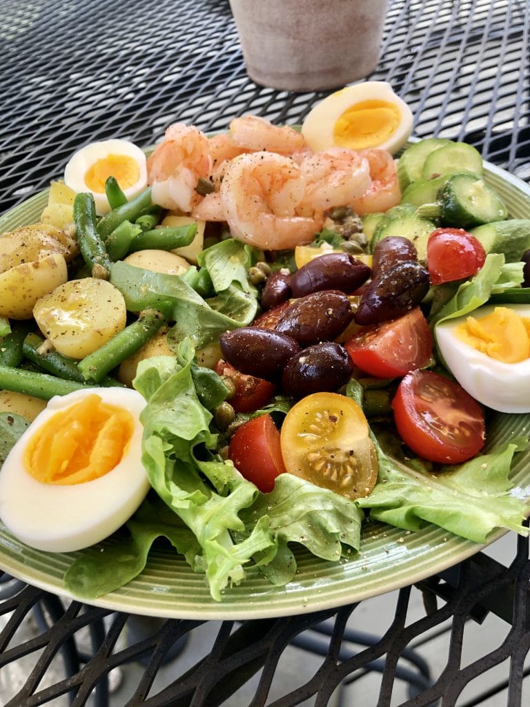 Niçoise Salad with Shrimp