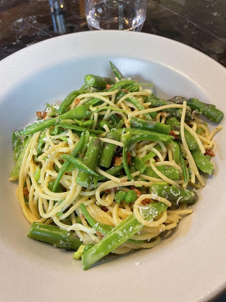 Spring Green Spaghetti Carbonara