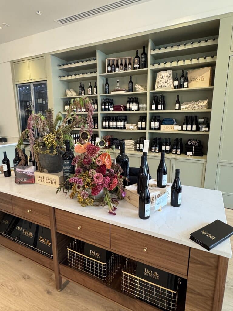 Cafe and Bottle Shop
